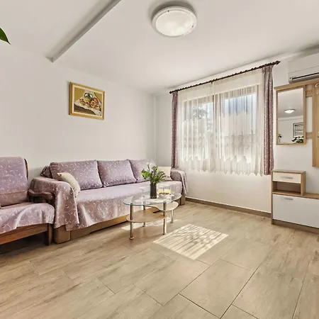 Apartment Karlo 604