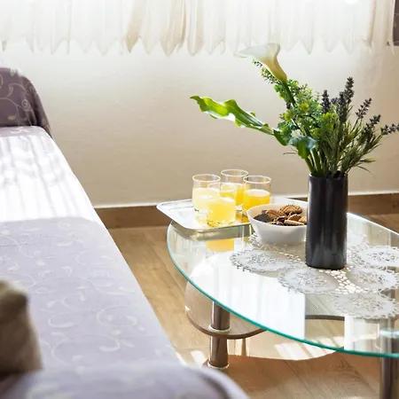 Apartmán Karlo 604 *