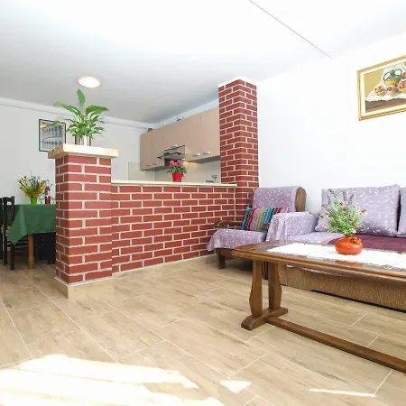 Apartment Karlo 604