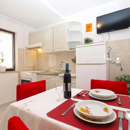 Apartment Karlo 604 *