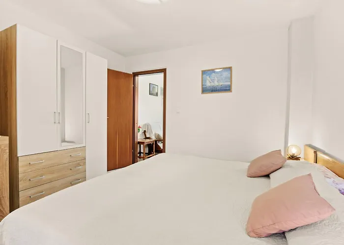 Karlo 604 Apartament