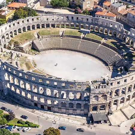 Апартаменты Karlo 604