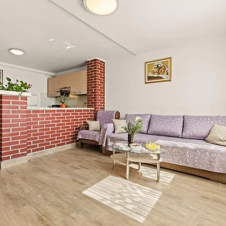 Karlo 604 Appartement Pula
