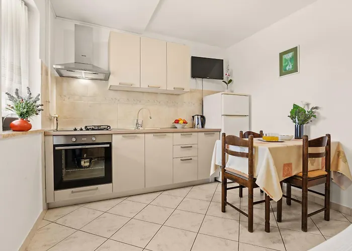 Apartment Karlo 604 *